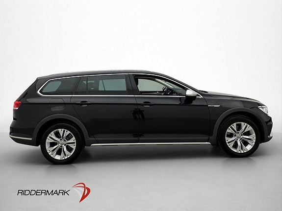 Volkswagen Passat Alltrack 9 of 30