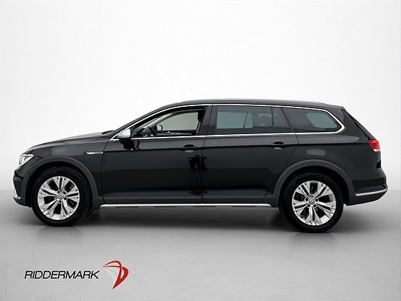 Volkswagen Passat Alltrack 5 of 30