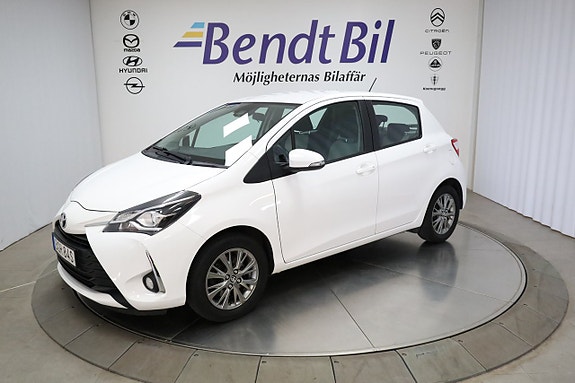 Toyota Yaris 4 of 25