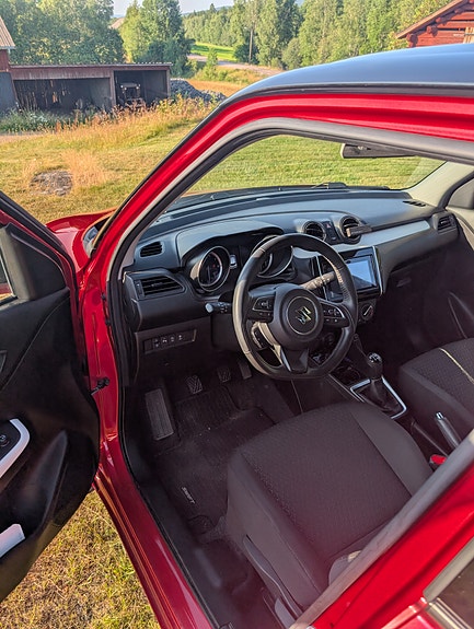 Suzuki Swift 6 of 9