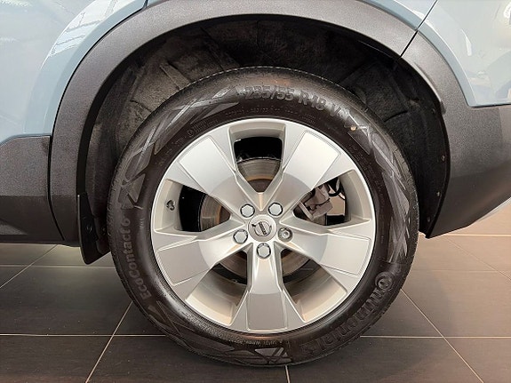Volvo XC40 19 of 21