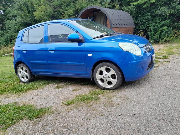 Kia Picanto 3 of 3