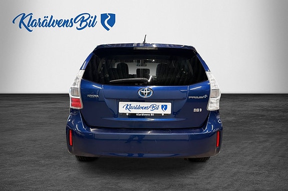 Toyota Prius+ 6 of 19