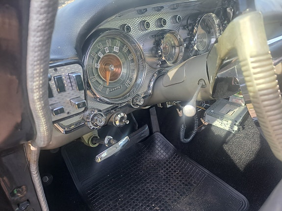 Chrysler New Yorker 5 of 5