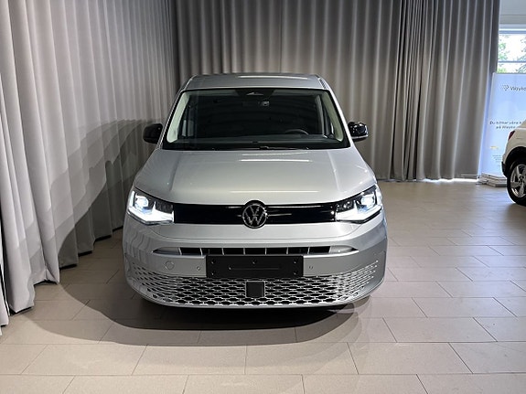 Volkswagen Caddy Maxi 2 of 14