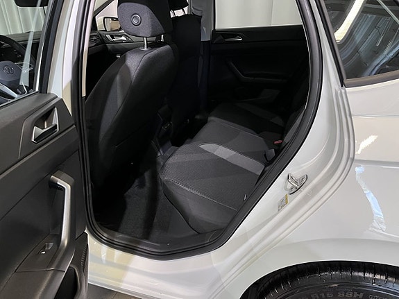 Volkswagen Polo 14 of 14