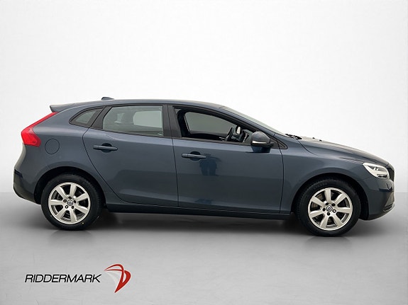 Volvo V40 9 of 30