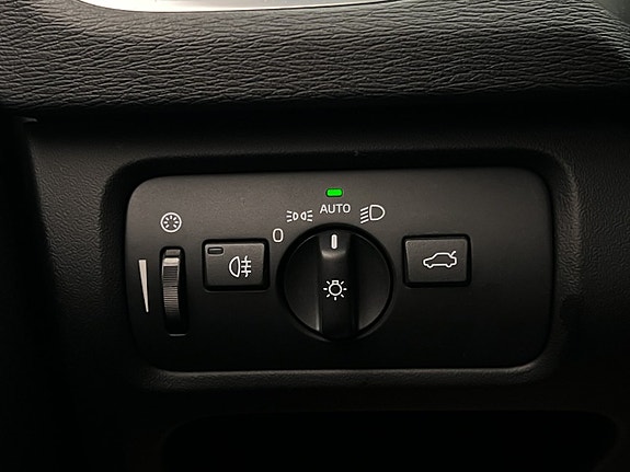 Volvo V40 26 of 30
