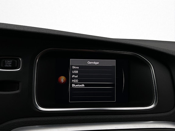 Volvo V40 20 of 30