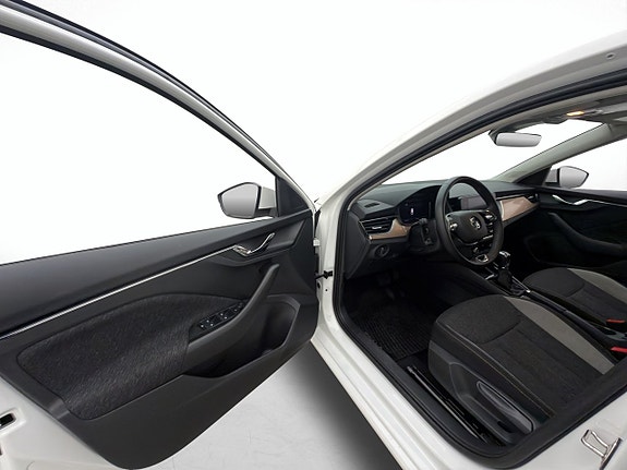 Skoda Scala 10 of 30