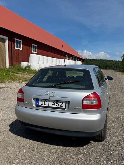 Audi A3 4 of 5