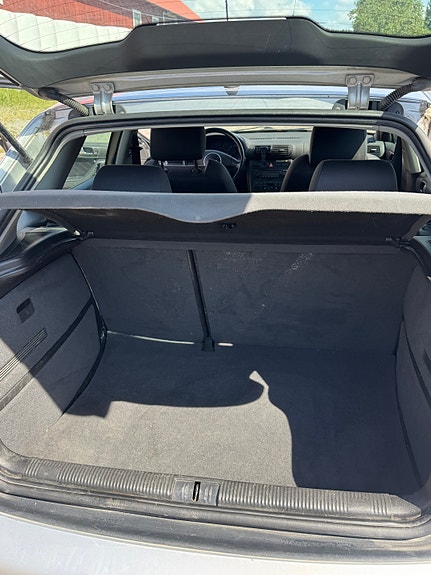 Audi A3 8 of 12