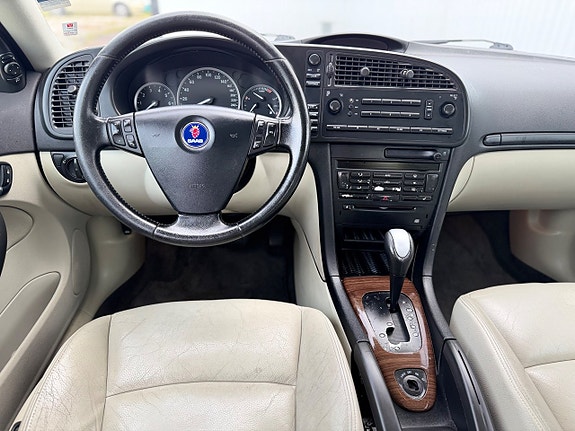 Saab 9-3 7 of 11