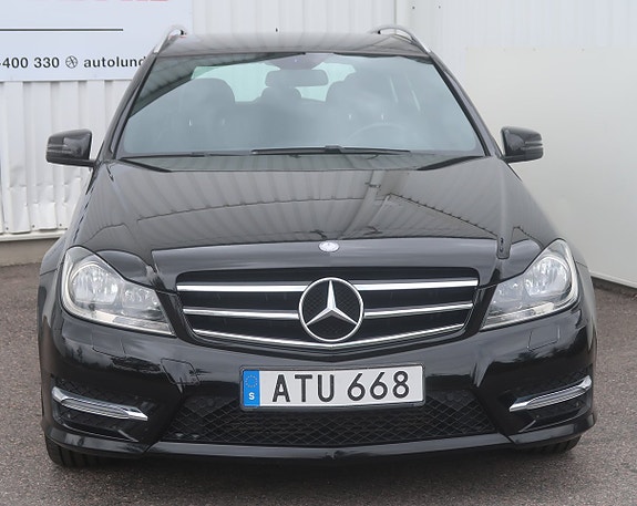 Mercedes-Benz C180 3 of 5