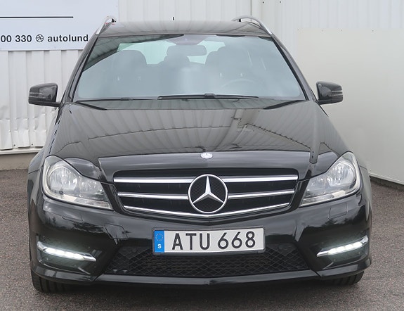 Mercedes-Benz C180 2 of 5