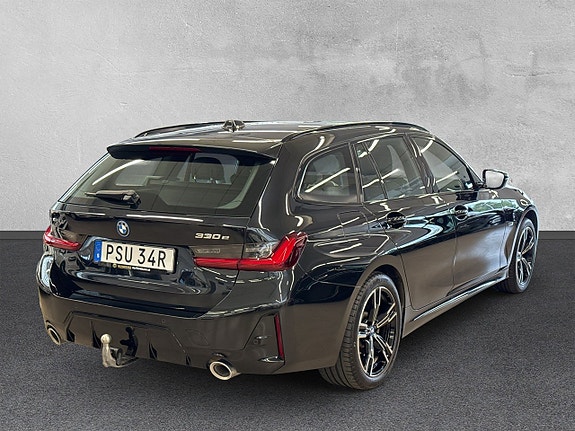 BMW 330e 5 of 5