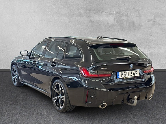 BMW 330e 3 of 5