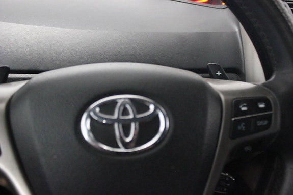 Toyota Verso 21 of 23