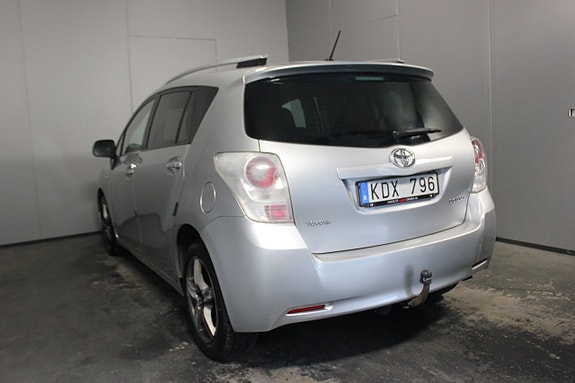 Toyota Verso 3 of 5