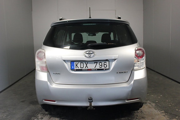 Toyota Verso 6 of 23