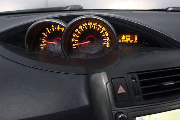 Toyota Verso 17 of 23