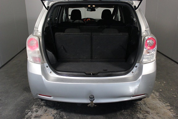 Toyota Verso 7 of 23