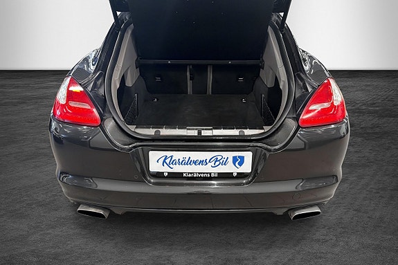 Porsche Panamera 4 20 of 22