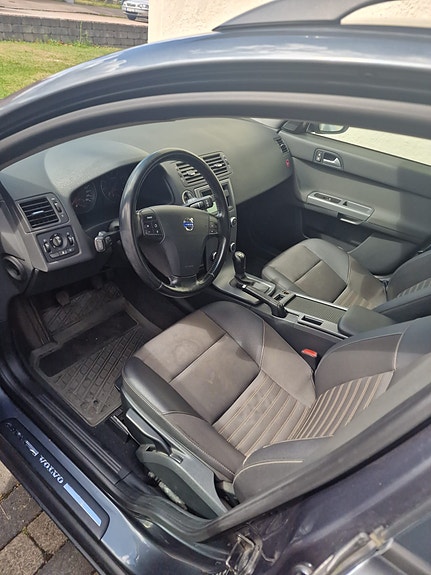 Volvo V50 8 of 20