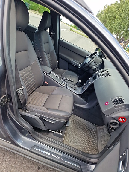 Volvo V50 12 of 20