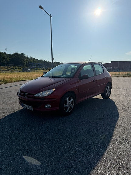 Peugeot 206 3 of 3