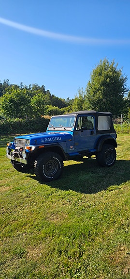 Jeep Wrangler 5 of 10