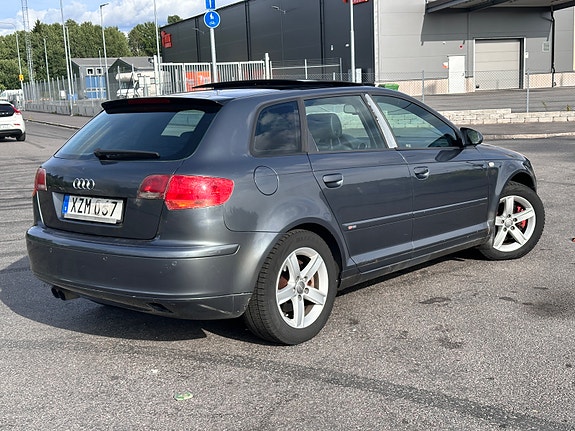 Audi A3 4 of 5