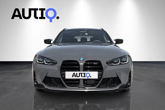 BMW M3 2 of 5