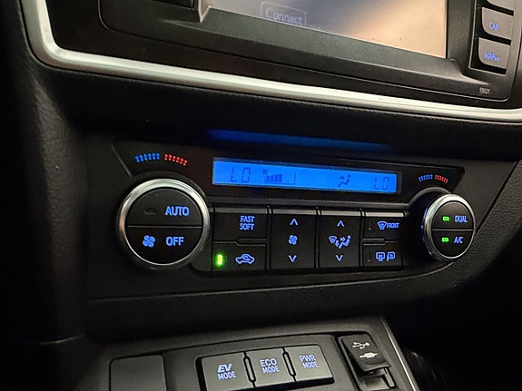 Toyota Auris 26 of 30
