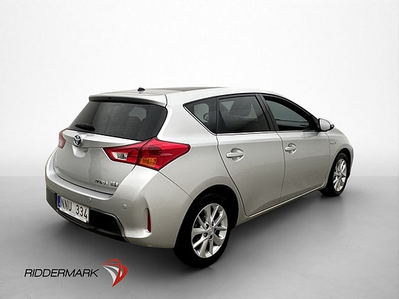 Toyota Auris 8 of 30