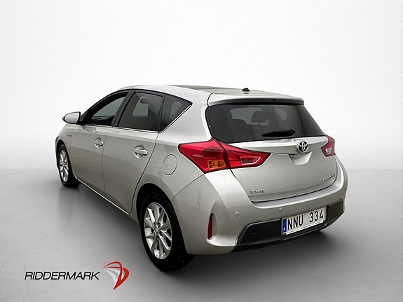 Toyota Auris 6 of 30