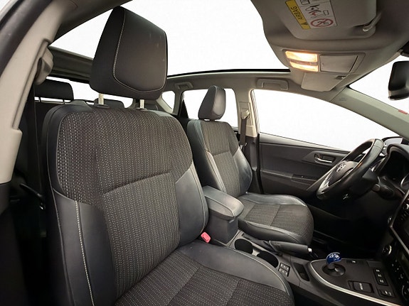 Toyota Auris 16 of 30