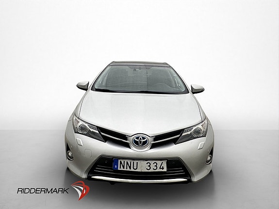 Toyota Auris 4 of 30