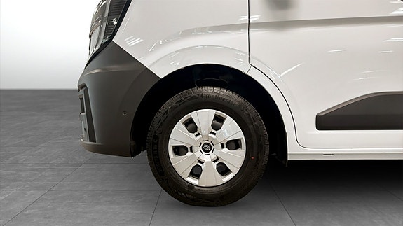 Renault Master 9 of 9