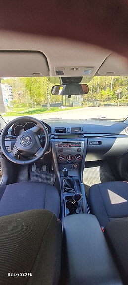 Mazda 3 3 of 5