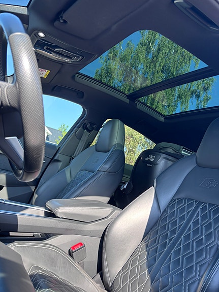 Audi e-tron Sportback 6 of 6