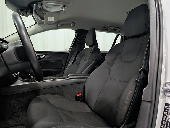 Volvo V60 9 of 14