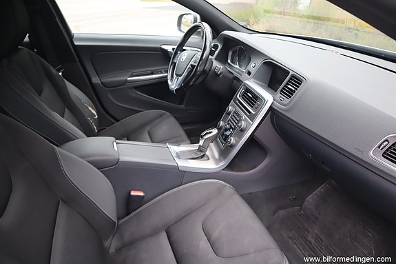 Volvo V60 5 of 5