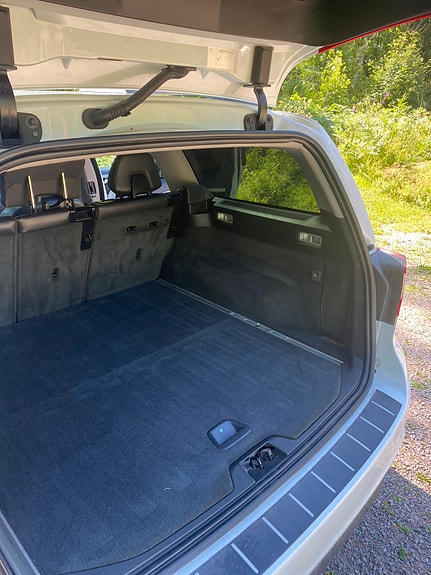Volvo V70 4 of 5