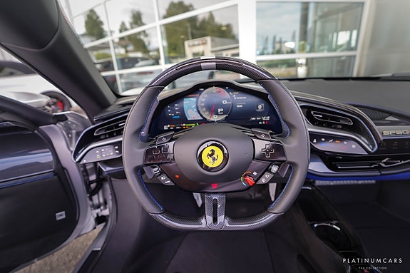 Ferrari SF90 Spider 16 of 28