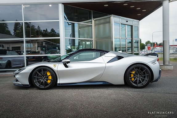 Ferrari SF90 Spider 5 of 5