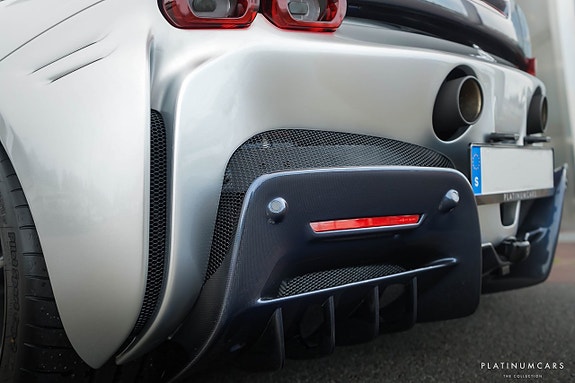 Ferrari SF90 Spider 28 of 28