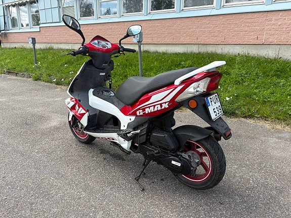 Pgo G-Max 4 of 4