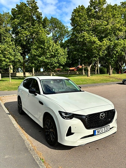 Mazda CX-60 2 of 5