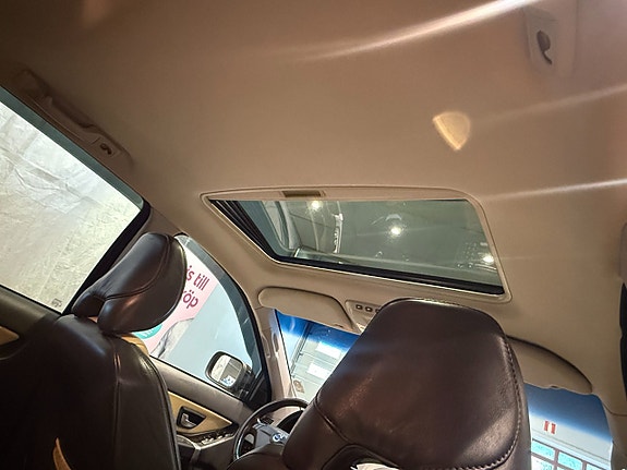 Volvo XC90 12 of 13